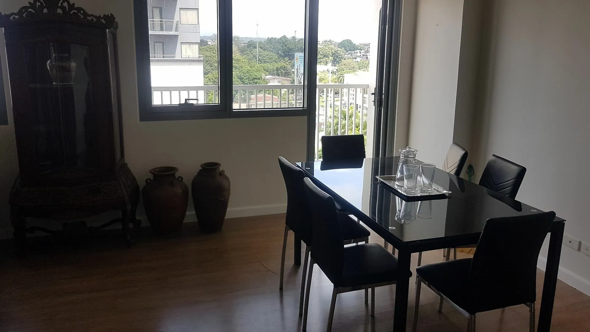 호텔 Abreeza Residences By Amgar Davao City